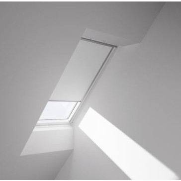 550 X 700 VELUX FIXED SKYLIGHT BLIND - SOLAR BLOCKOUT - FOR PITCHED ROOF